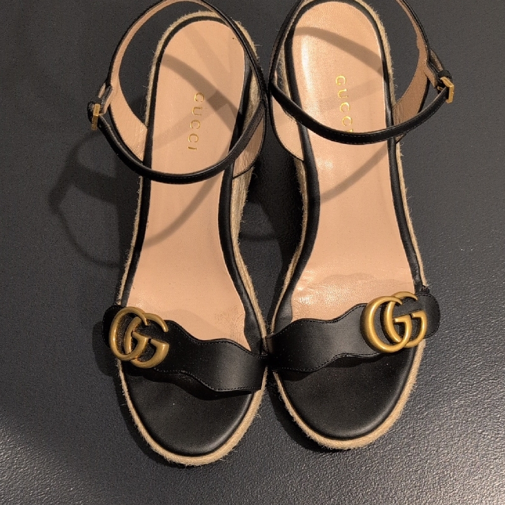 Gucci Black and Gold Espadrilles with Iconic GG Embellishment